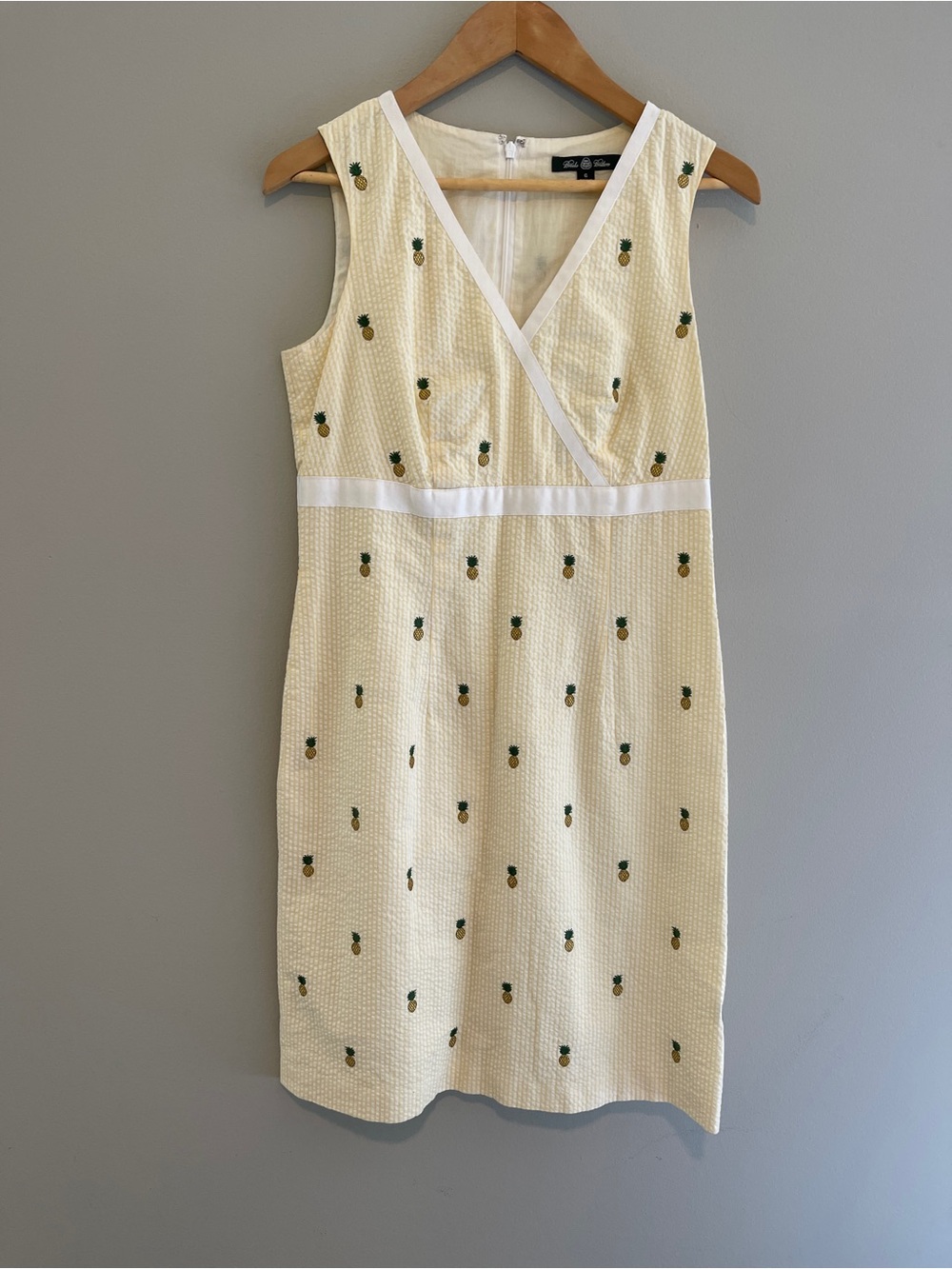 Brooks Brothers Yellow Pineapple Embroidered Seersucker Sleeveless Dress Size 6